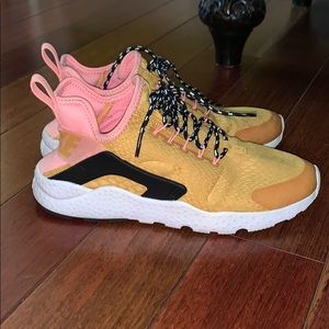 Yellow Nike Sneakers!!!